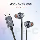 earphone 2.webp