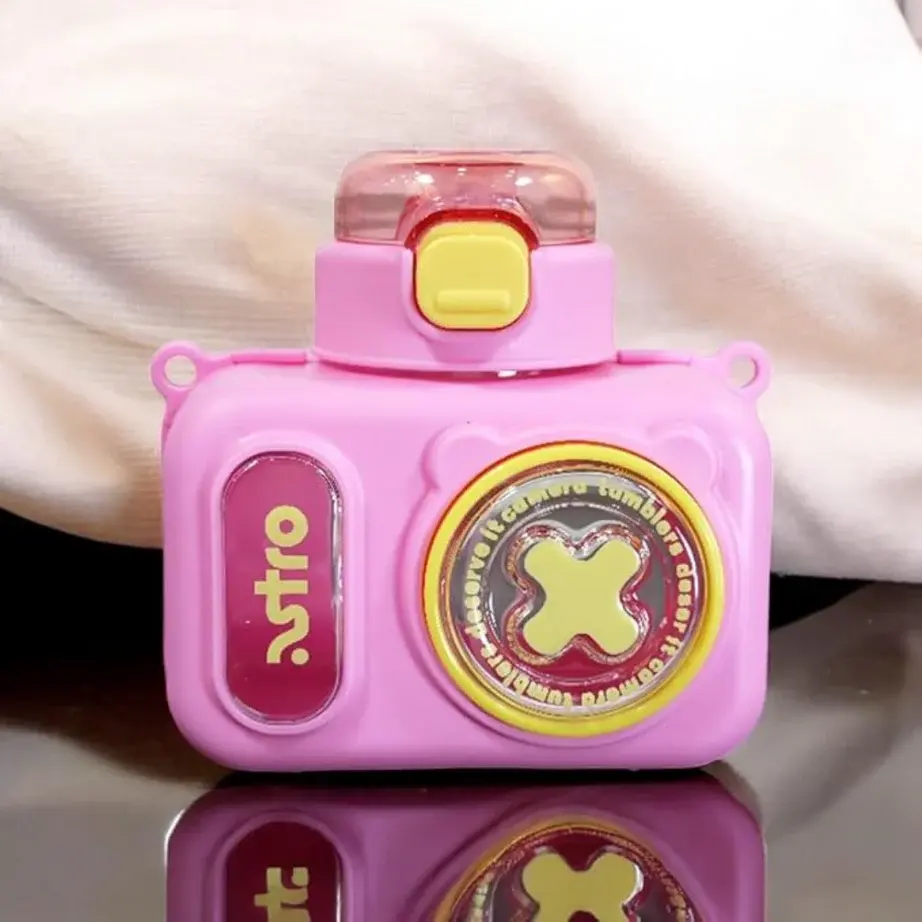 camera water bottle 3.webp
