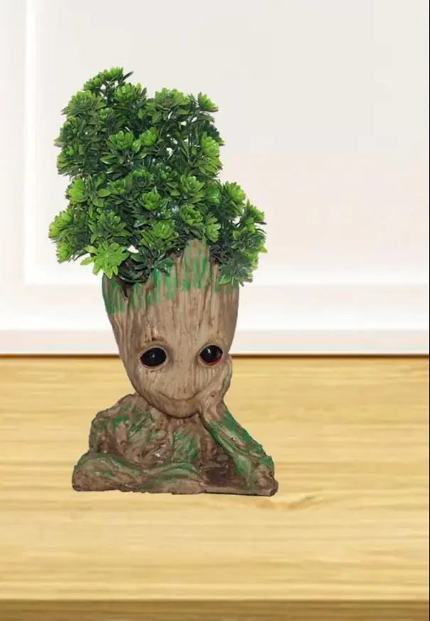 groot-thinking-plastic-showpiece-1000x1000.webp