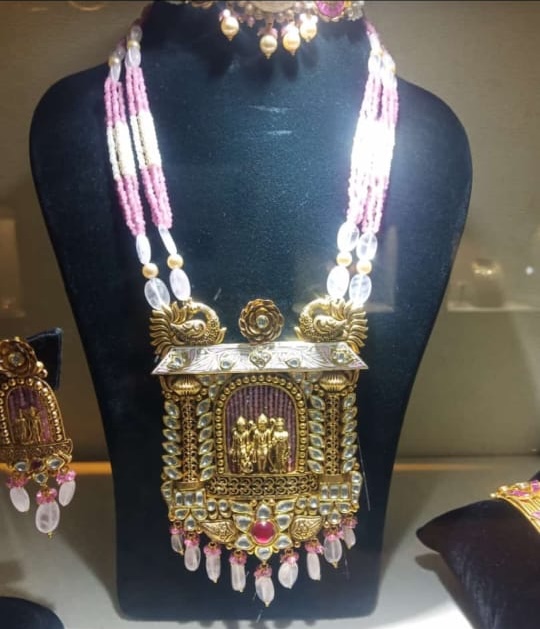 Siyaram Necklace