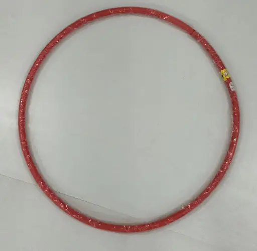 Kit Saws Hula Hoops